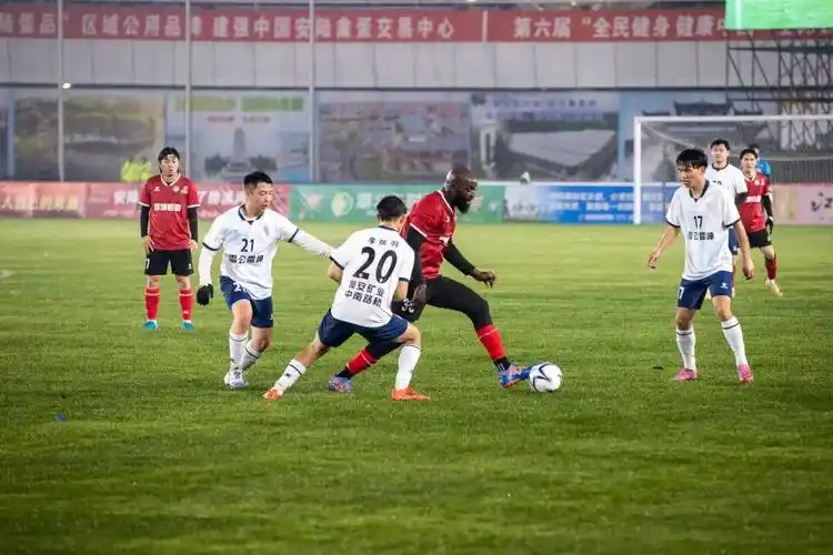 亚冠联赛：全北现代 VS 广州队